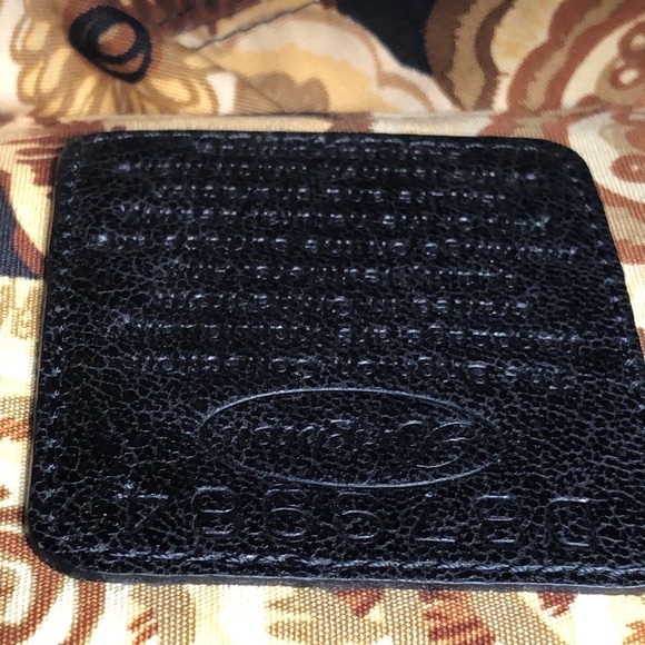 𝅺Brighton black leather square classic shoulder bag. - Picture 8 of 12